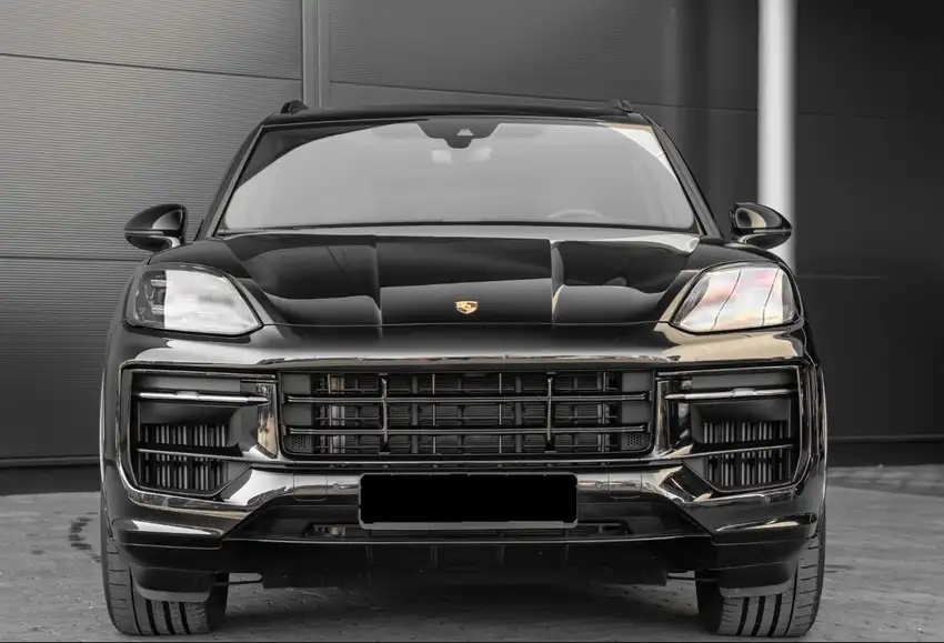 Porsche Cayenne E Hybrid - Originalfoto 4