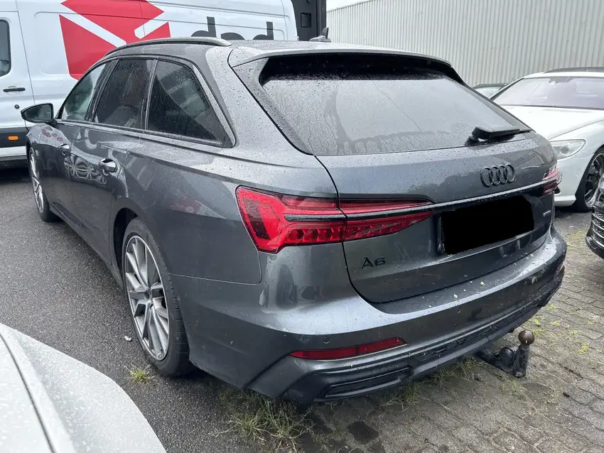 Audi A6 Avant 40 TDI Sport Quattro - Originalfoto 4