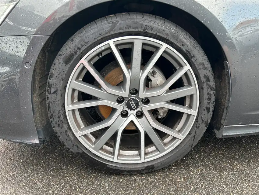 Audi A6 Avant 40 TDI Sport Quattro - Originalfoto 7