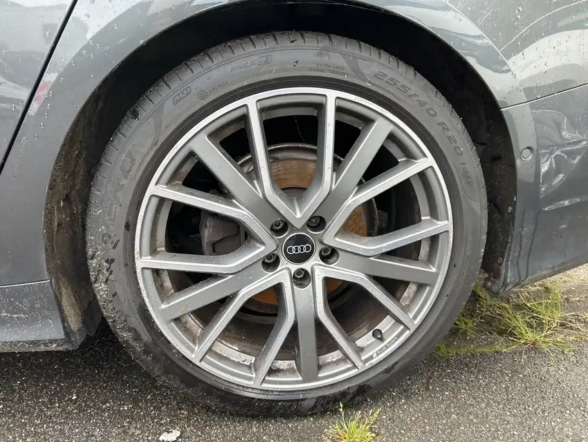 Audi A6 Avant 40 TDI Sport Quattro - Originalfoto 8