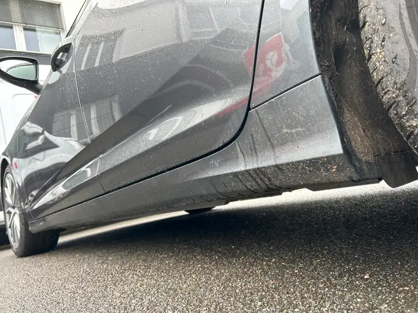 Audi A6 Avant 40 TDI Sport Quattro - Originalfoto 11