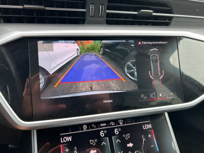 Audi A6 Avant 40 TDI Sport Quattro - Originalfoto 23