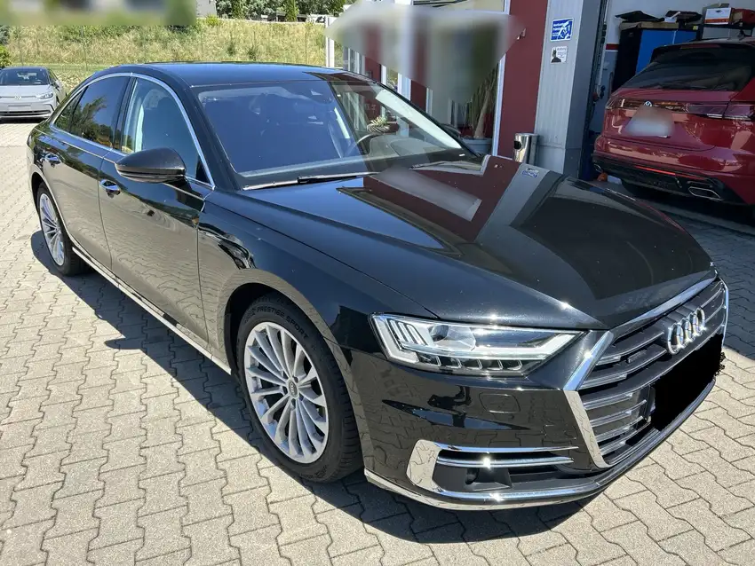Audi A8 30 TDI Quattro - Originalfoto 2