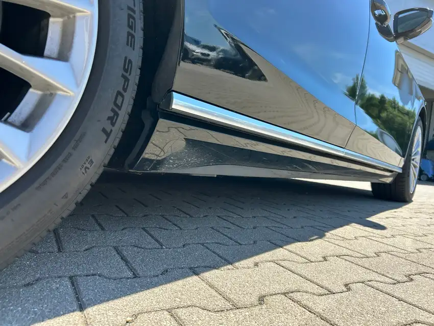 Audi A8 30 TDI Quattro - Originalfoto 12