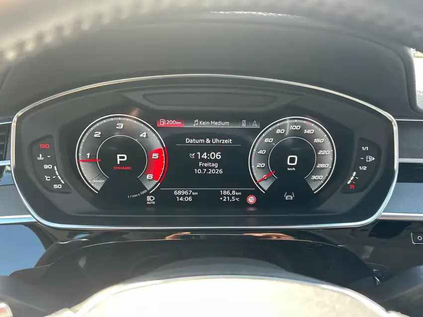 Audi A8 30 TDI Quattro - Originalfoto 15