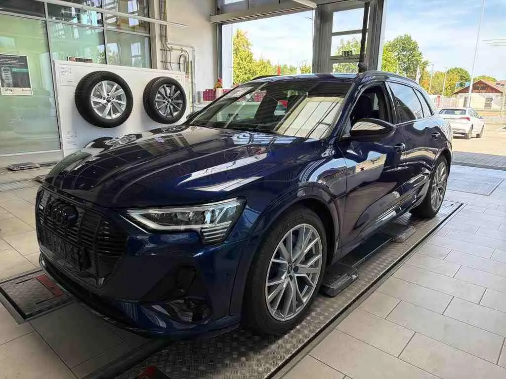 Audi e-tron 55 S Line Quattro