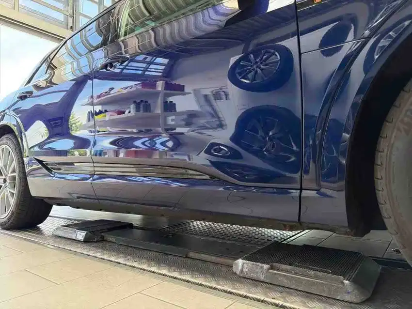 Audi e-tron 55 S Line Quattro - Originalfoto 11