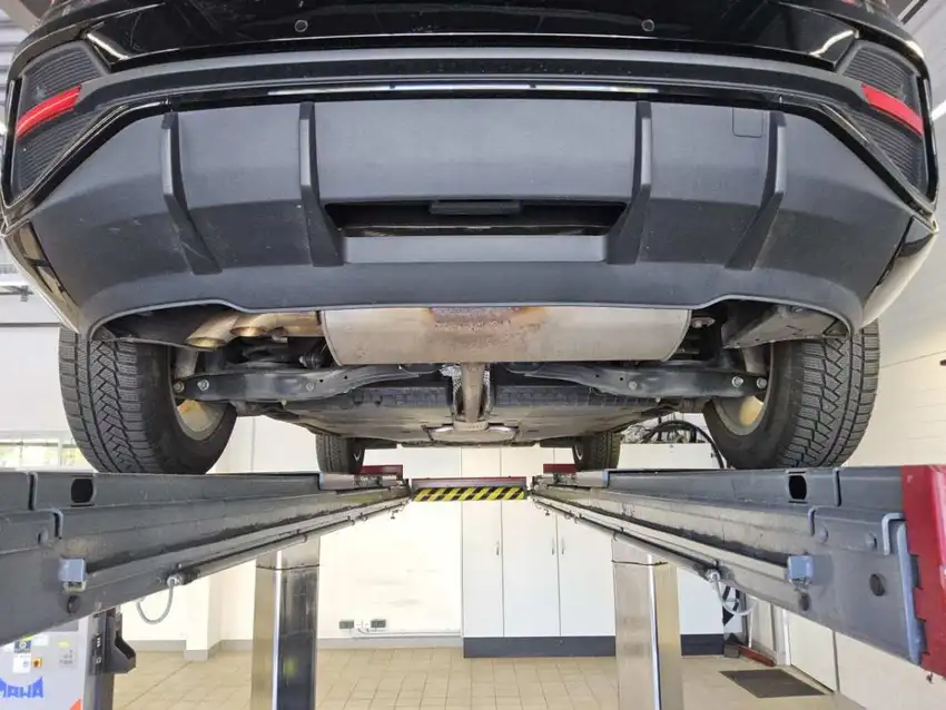 Audi Q3 Sportback 45 14 TFSI E S Line S - Originalfoto 21