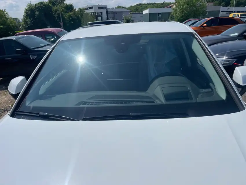 Audi Q5 Sportback 50 TFSI E Quattro - Originalfoto 3