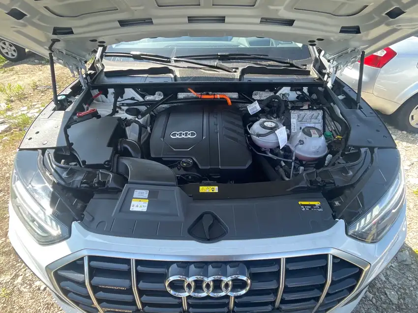 Audi Q5 Sportback 50 TFSI E Quattro - Originalfoto 10