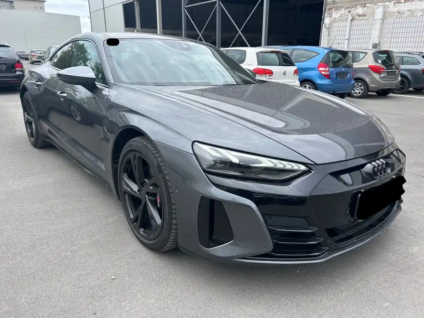 Audi e-tron Gt Basis Quattro - Originalfoto 2