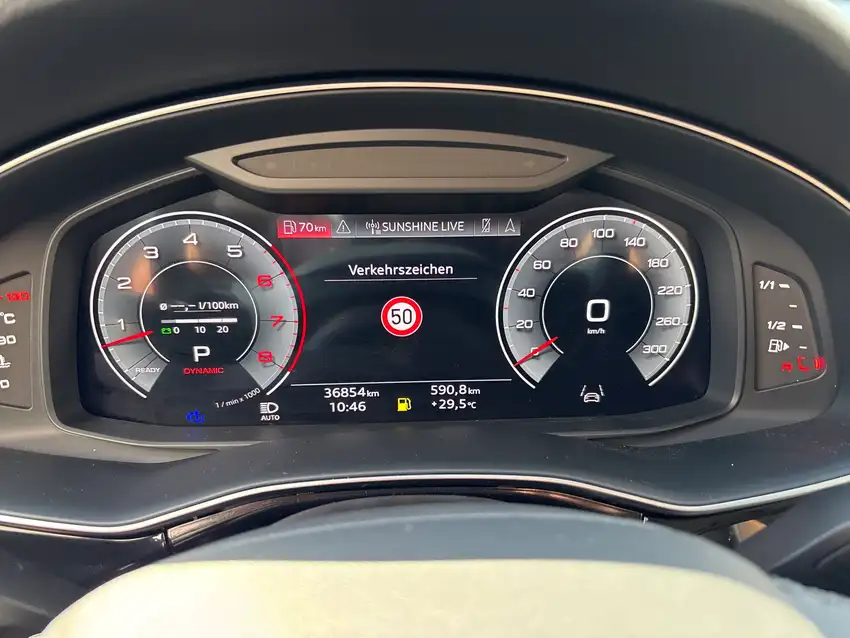 Audi Q7 55 TFSI Quattro S Line - Originalfoto 15