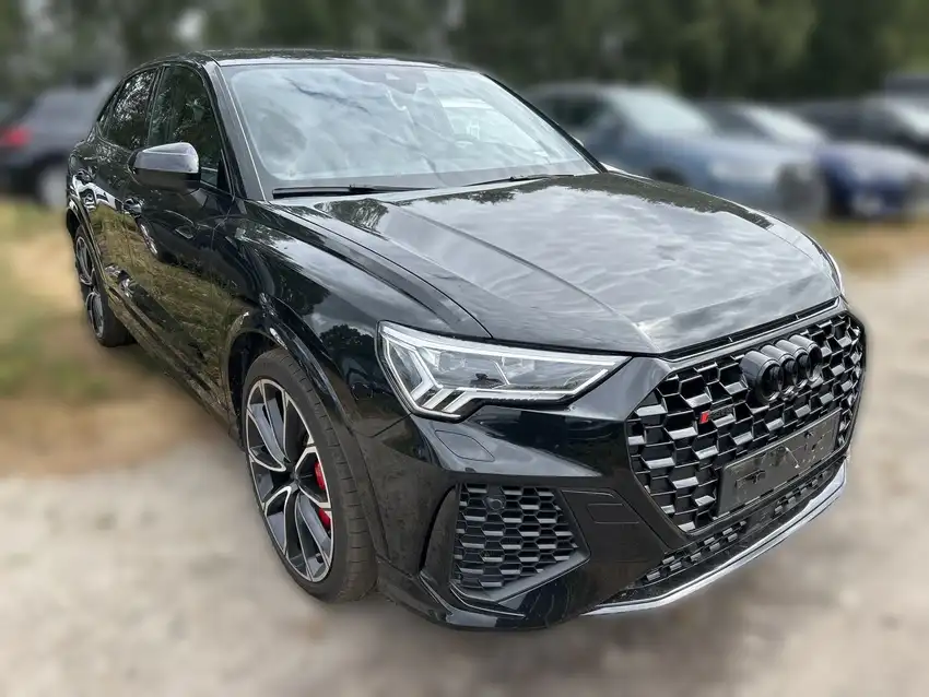 Audi RS Q3 Sportback 2.5 TFSI quattro - Originalfoto 2