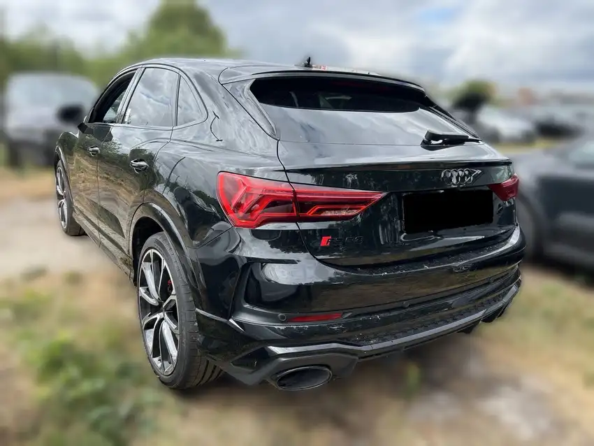 Audi RS Q3 Sportback 2.5 TFSI quattro - Originalfoto 4