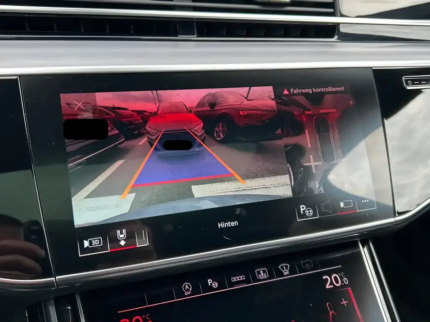 Audi S8 4.0 TFSI quattro - Originalfoto 41