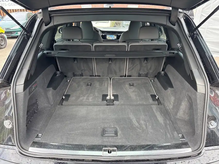 Audi SQ7 4.0 TFSI quattro - Originalfoto 14