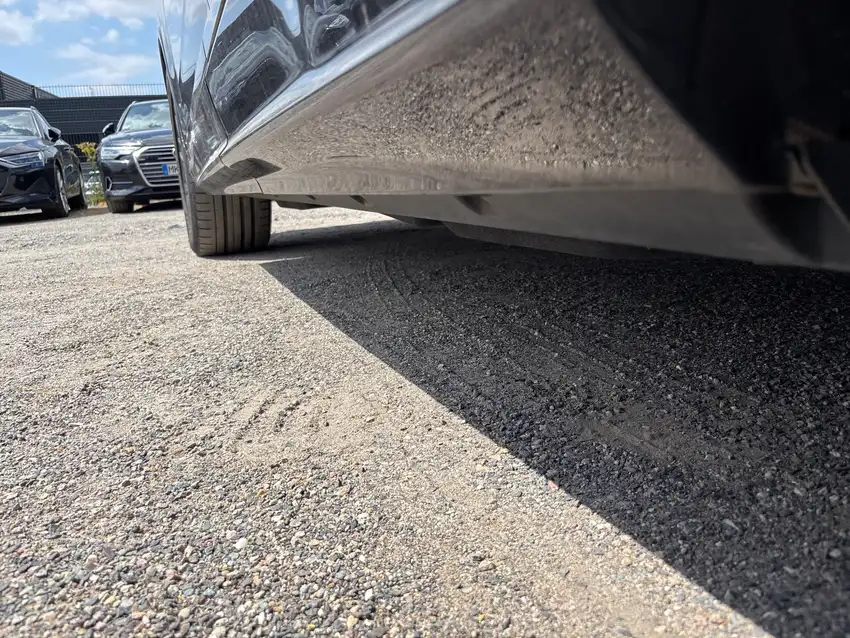 Audi SQ7 4.0 TFSI quattro 7-Sitzer - Originalfoto 11