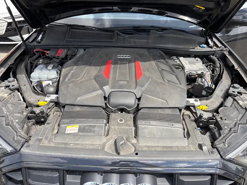 Audi SQ7 4.0 TFSI quattro 7-Sitzer - Originalfoto 13