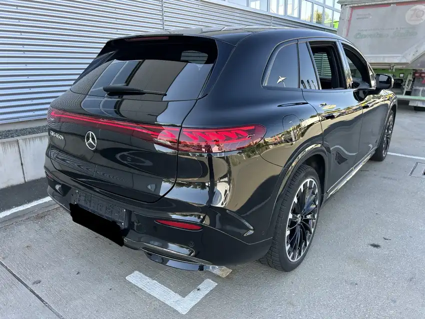 Mercedes-Benz EQS 450+ SUV - Originalfoto 3