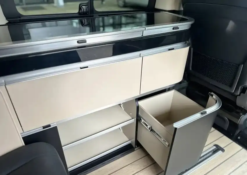Mercedes-Benz Marco Polo 250 d 4MATIC - Originalfoto 20
