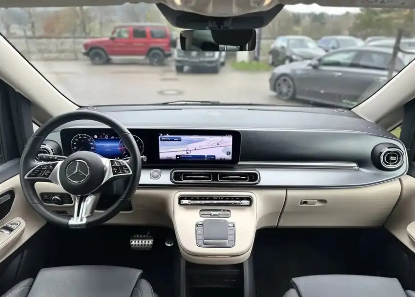 Mercedes-Benz Marco Polo 250 d 4MATIC - Originalfoto 21