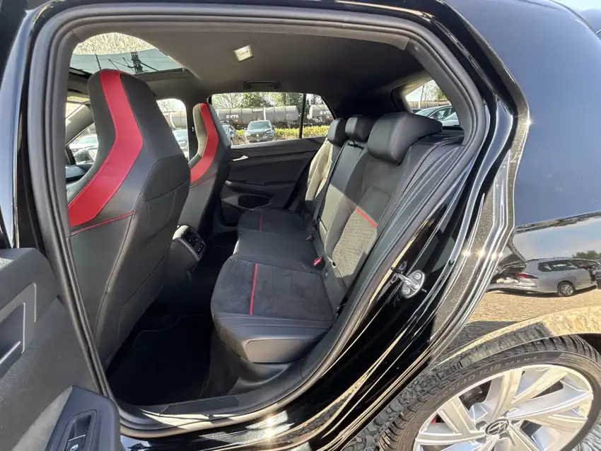 Volkswagen Golf GTI Clubsport - Originalfoto 17