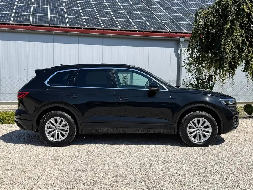 Volkswagen Touareg 3.0 V6 TDI Elegance - Originalfoto 6