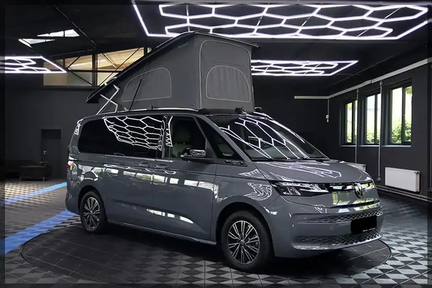 Volkswagen T7 California Coast Hybrid - Originalfoto 3