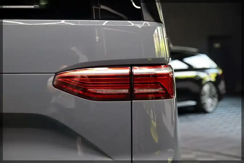 Volkswagen T7 California Coast Hybrid - Originalfoto 11