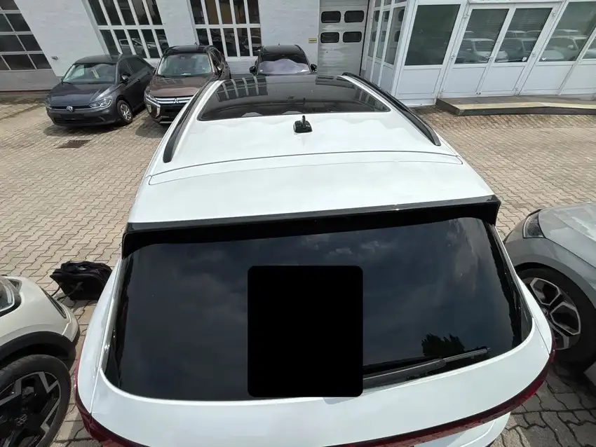 Volkswagen Touareg 3.0 TDI R-Line - Originalfoto 6