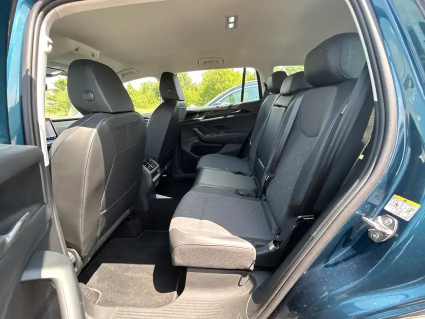 Volkswagen Tayron 1.5 TSI eHybrid Life - Originalfoto 17
