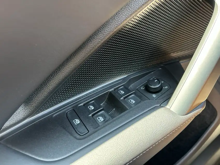 Volkswagen Tayron 1.5 TSI eHybrid Life - Originalfoto 23
