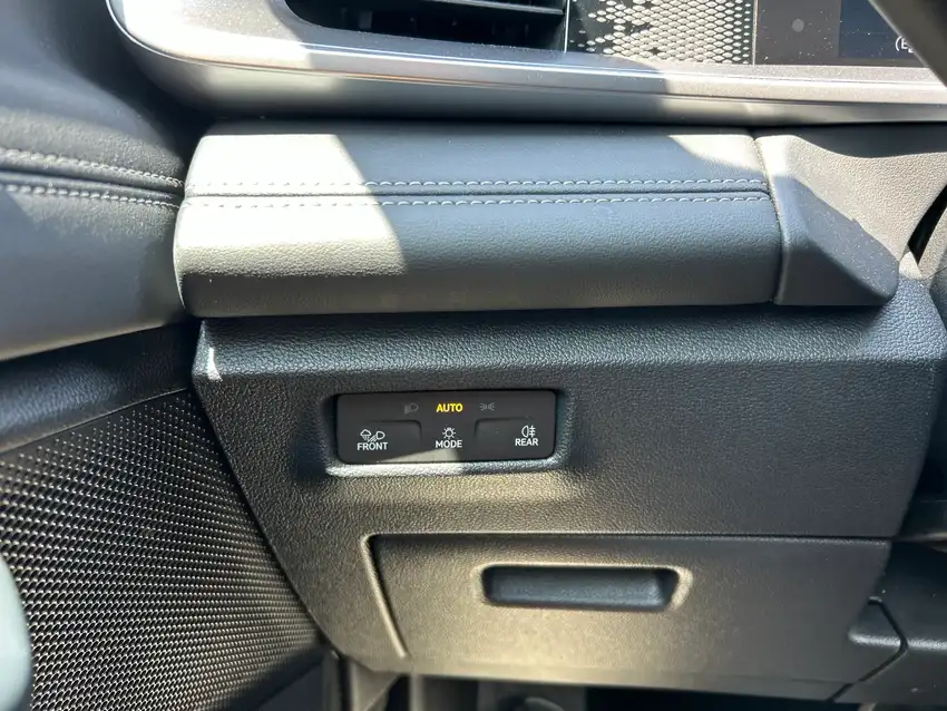 Volkswagen Tayron 1.5 TSI eHybrid Life - Originalfoto 25