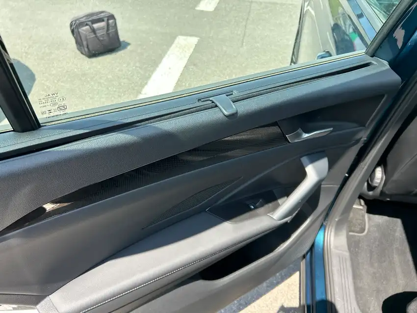 Volkswagen Tayron 1.5 TSI eHybrid Life - Originalfoto 29